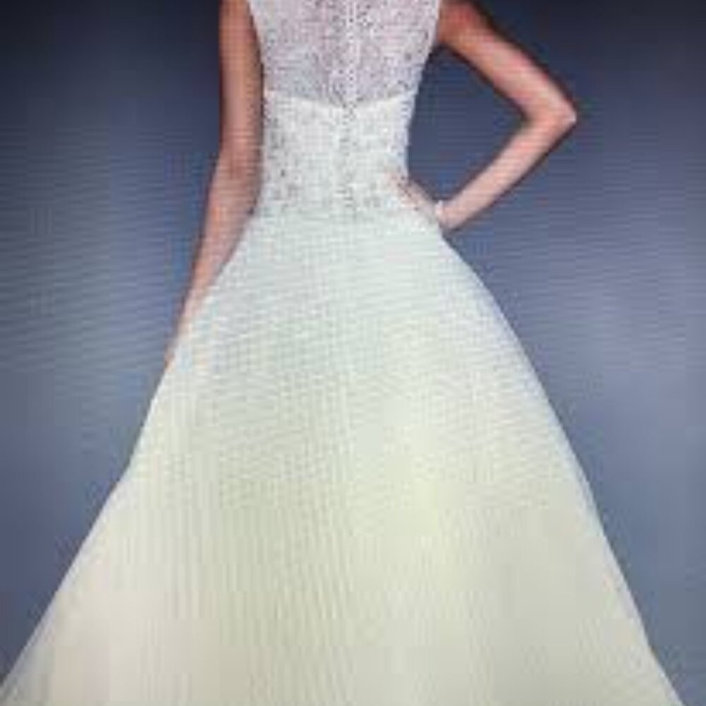 Oleg Cassini Ball Gown Wedding Dress with Beading - Ivory/Cream (Size 8) - Picture 5 of 8